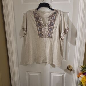 Boho Embroidered V-Neck Women's Top - Cream